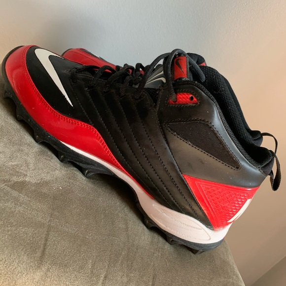 Nike Other - Men’s Nike Land Shark 3/4 Football Cleat 10.5